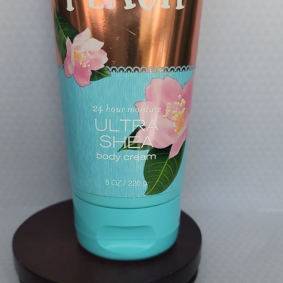 Bath & Body Works Ulta Shea Body Cream - Pretty as a Peach - Picture 3 of 6